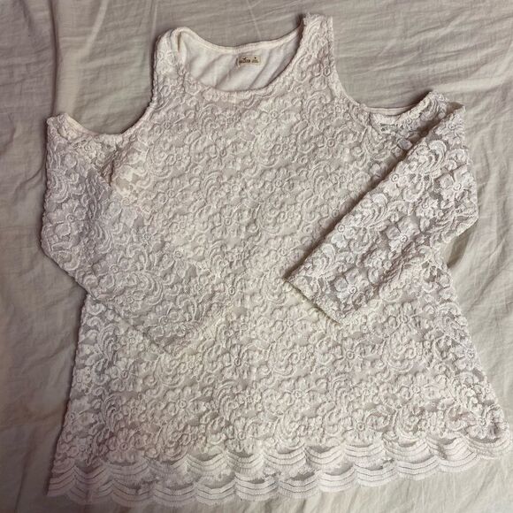 Hollister Lace Top - Picture 5 of 6